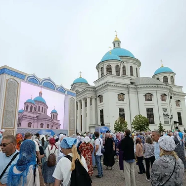 Собор Казанской иконы Божией Матери в Казани. Превью 5