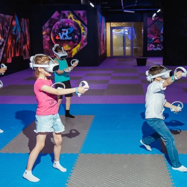 Центр виртуальных развлечений VR Land