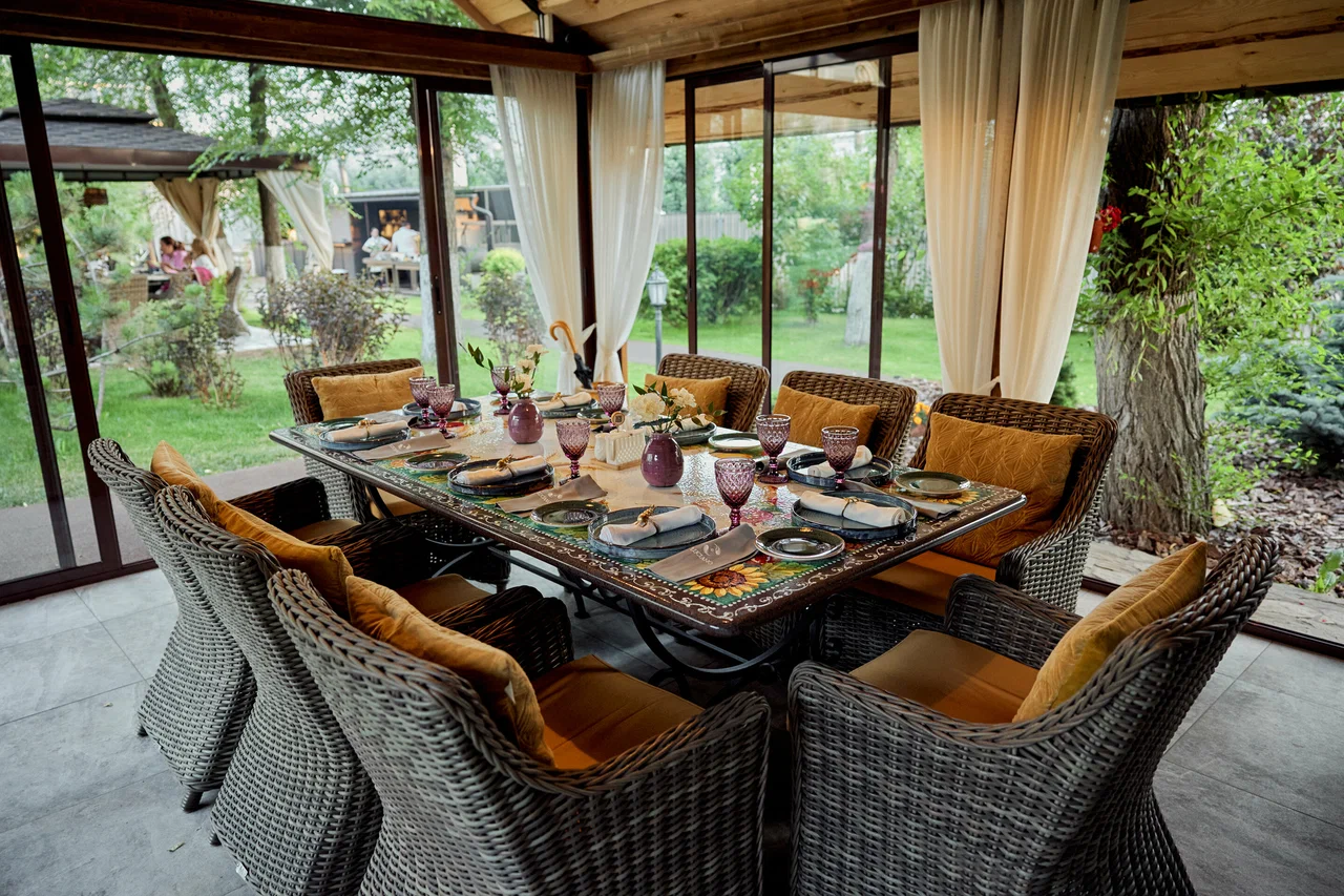 Garden Cafe: атмосфера и декор