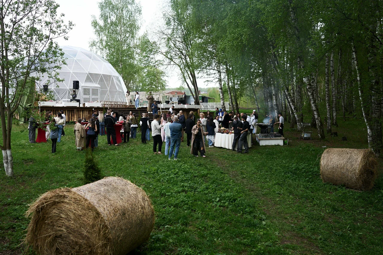 Терраса в лесу GREEN PLACE
