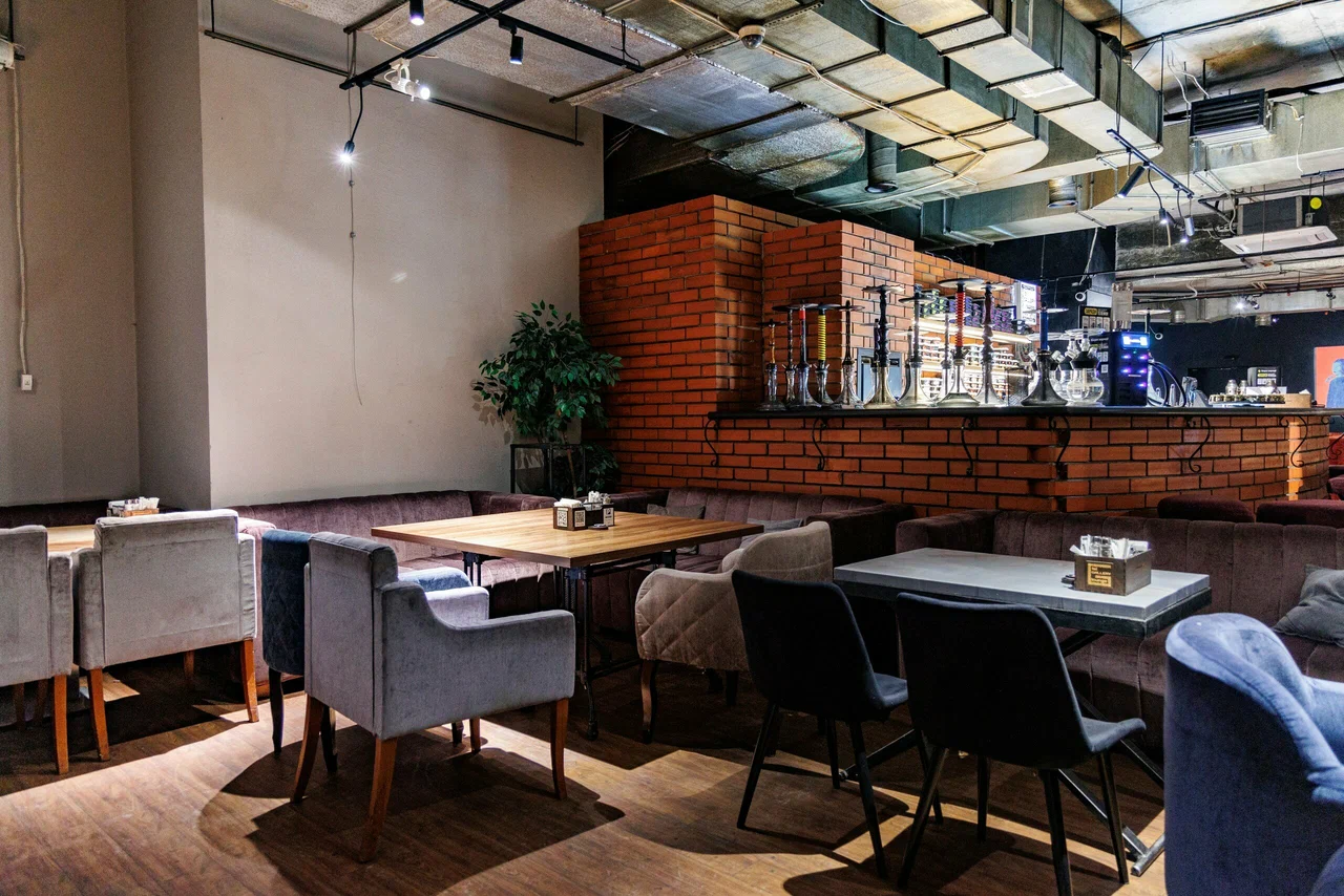 1st Gallery Lounge